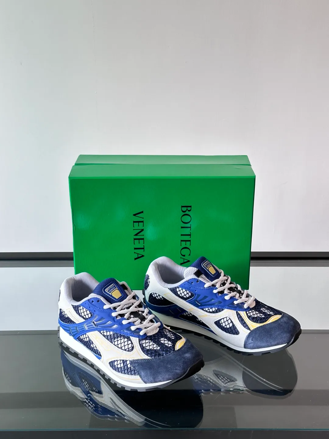 p640 "Bv" new orbit👫 casual sneakers for couples, the retro style of the millennium is so handsome, a super cool fashion item, the most important thing is that it feels incomparably comfortable on the feet, and the design style is also perfect. It will definitely be the one you wear most in daily life, original development, high quality presentation! Size: 35-45 (men’s size 38.45 customized)